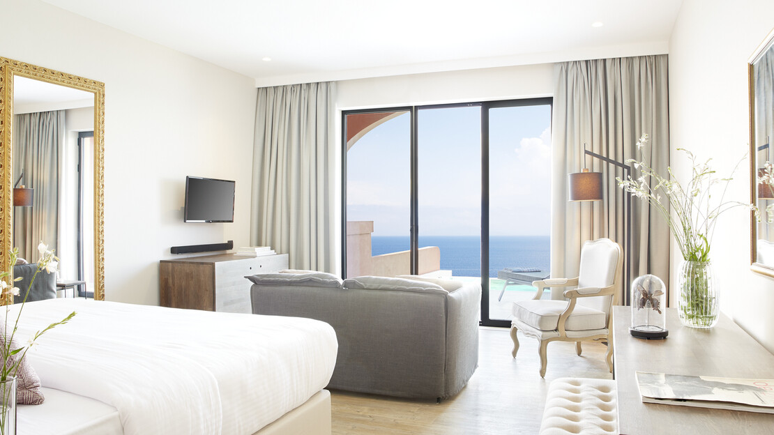 Nido, Mar-bella Collection